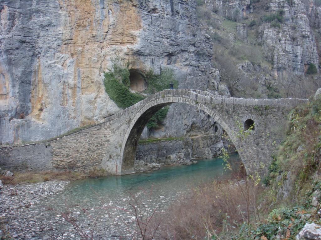 Vikos Hotel Monodendri Dış mekan fotoğraf